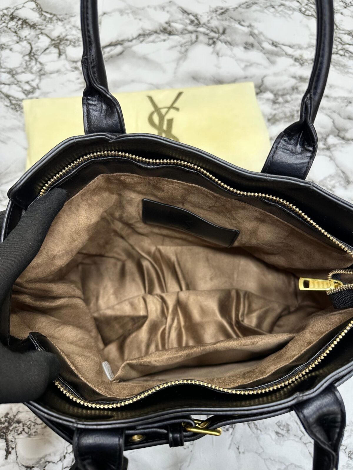 YSL SAINT LAURENT CLASSIC TOTE BAG - Image 8