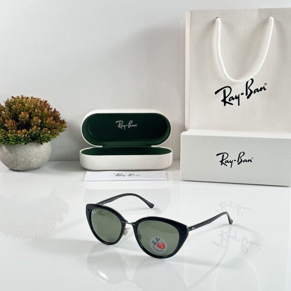 Rayban WMNS 4250 Black Green