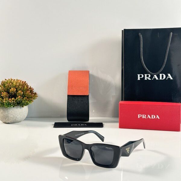 Prada_WMNS_954_Black