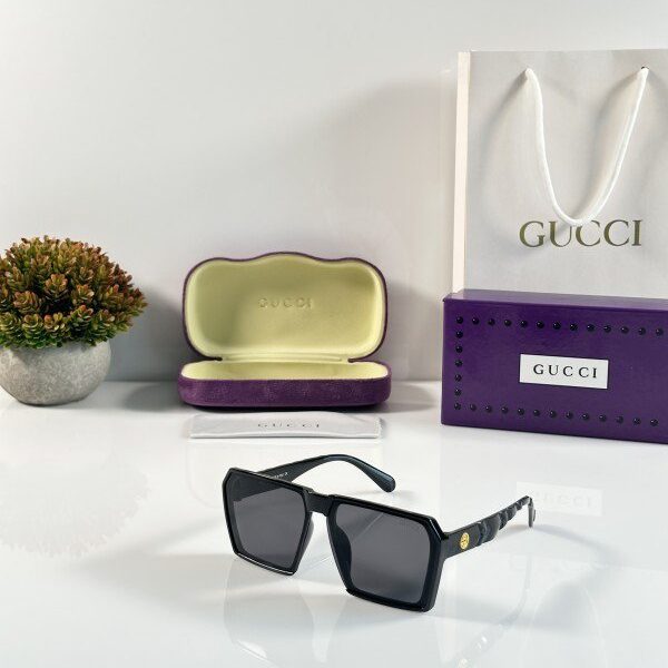 Gucci_WMNS_5316_Black