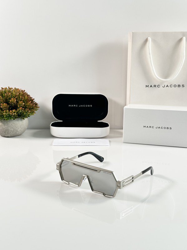 1000144590.jpg Marc Jacobs 2267 Silver Mercury - Image 1