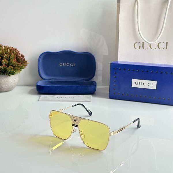 Gucci_0318_Gold_Yellow