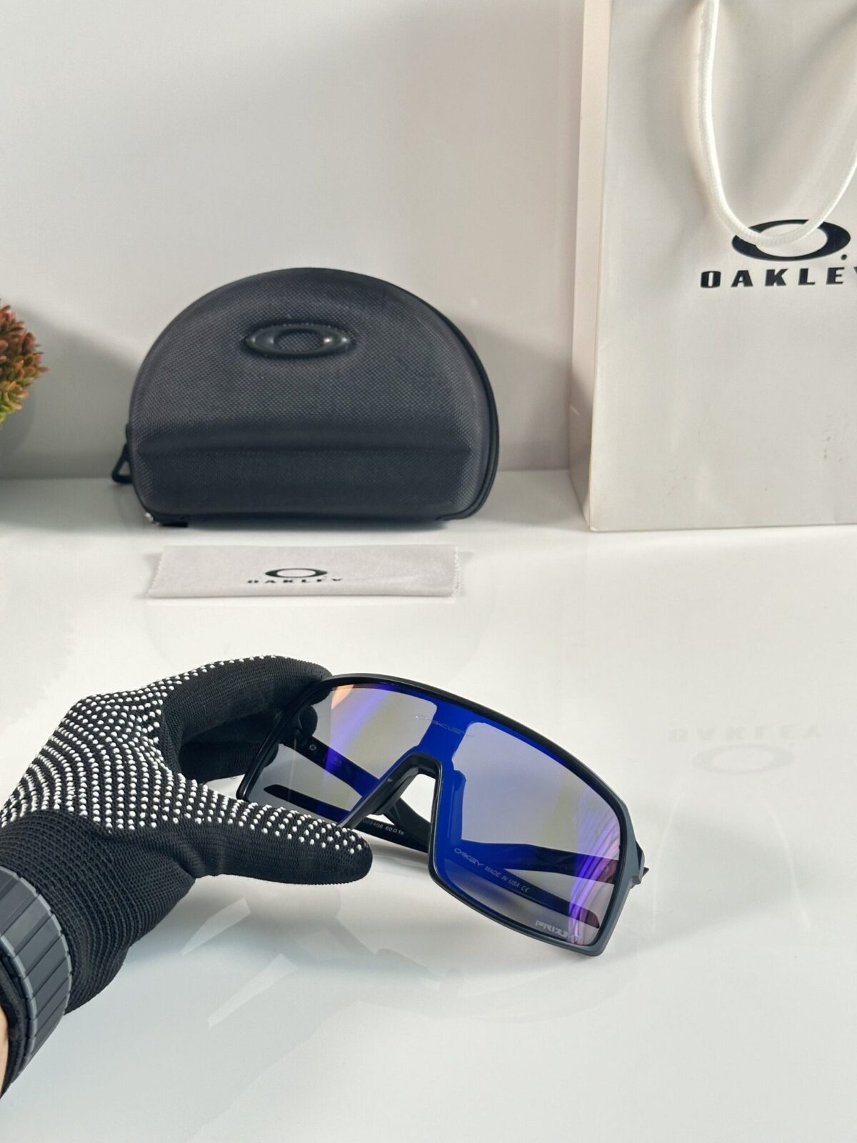 Oakely_9406_Black_Revo - Image 3