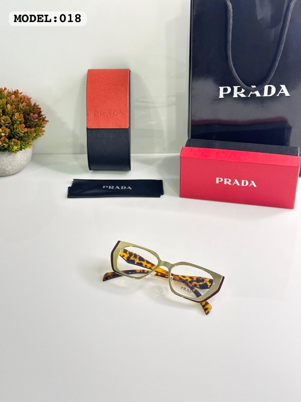 Prada Ceetah Gold Brown Frame - Image 3