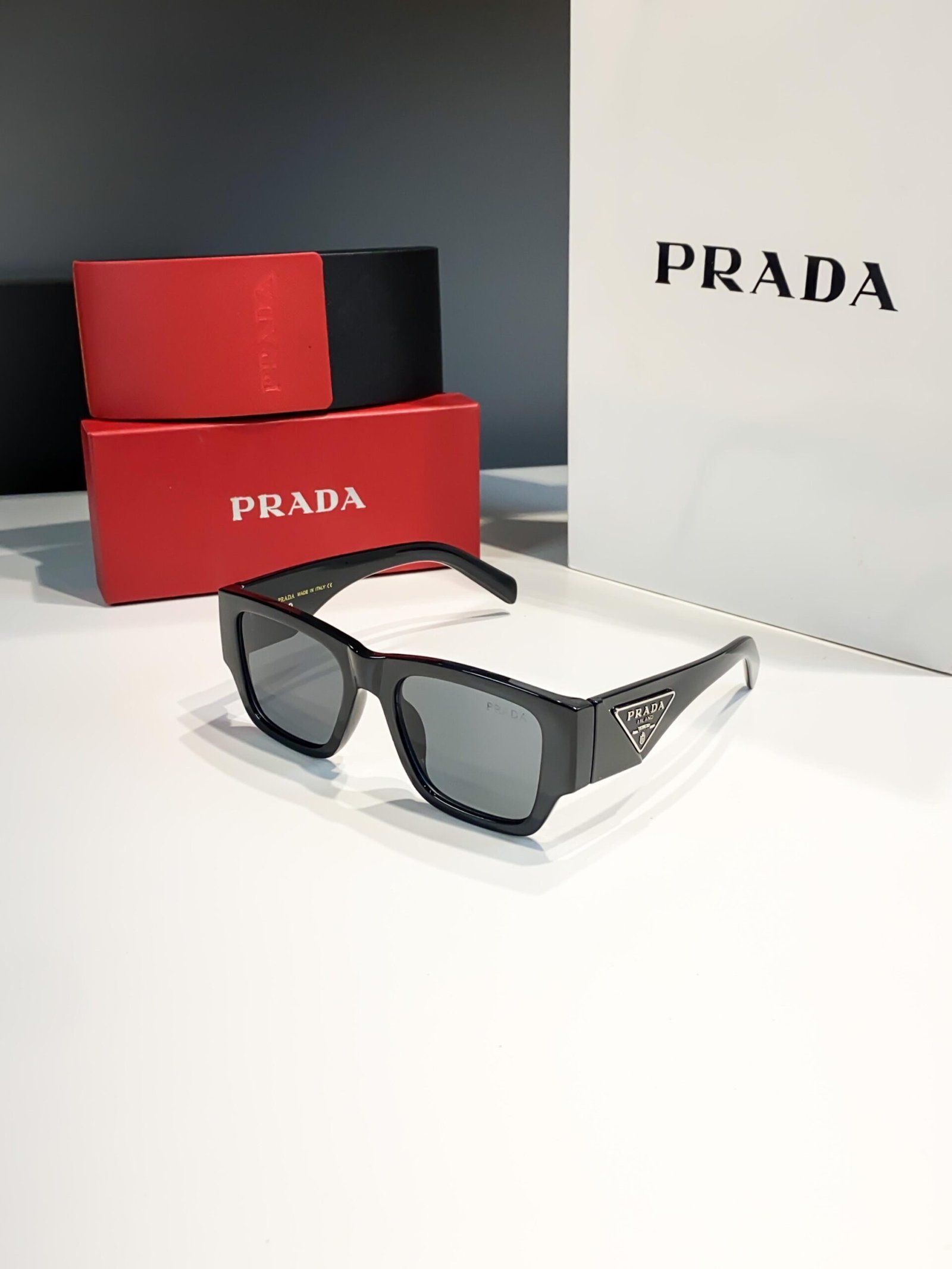 1f4e04a4-da11-4fdf-89bb-729c846234cb-scaled-1.jpeg Prada - Image 1