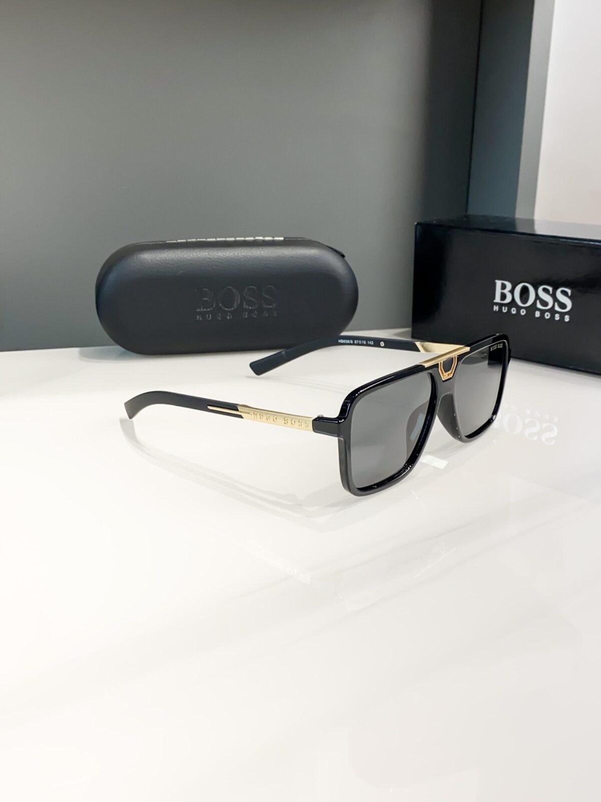 HUGO BOSS GOLD BLACK 038S - Image 2