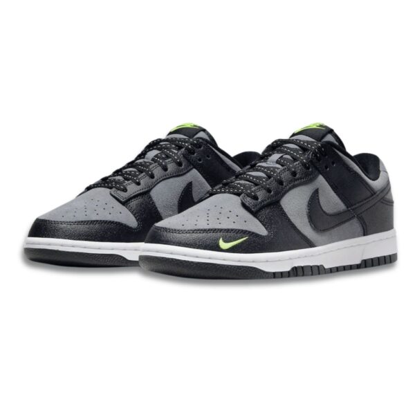 Nike Dunk low Grey Green strike