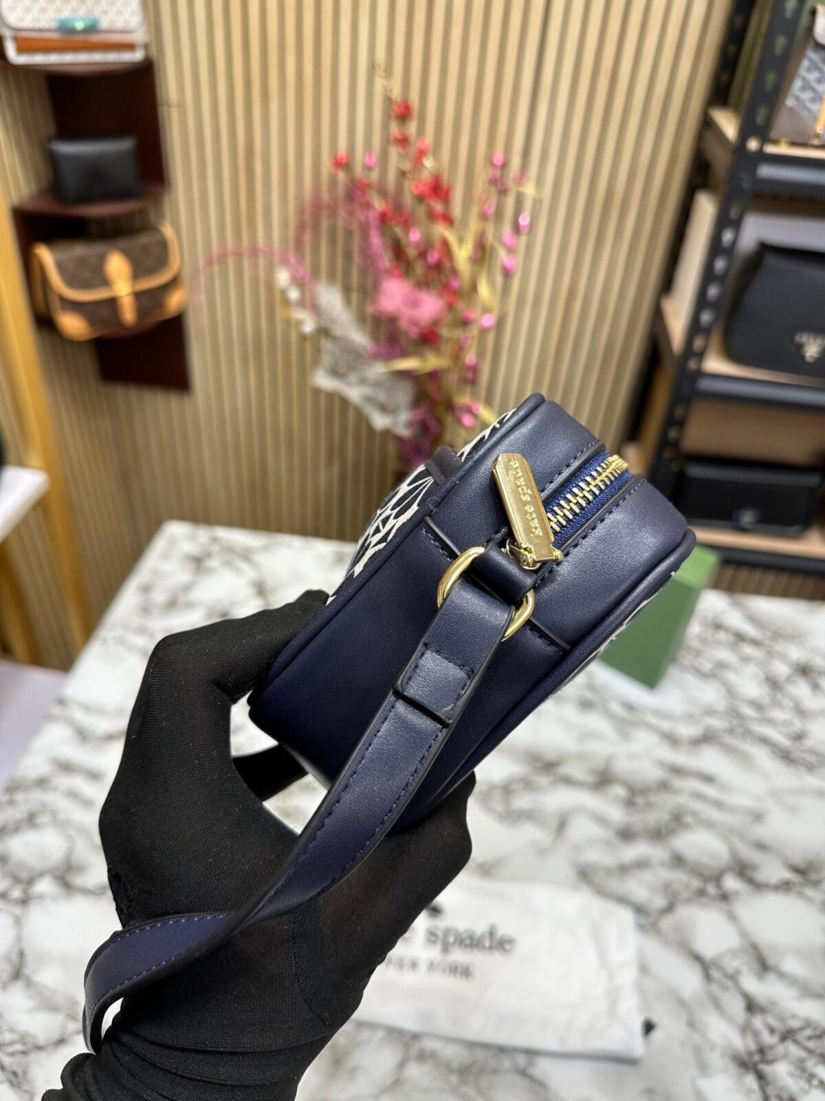 KATE SPADE FLOWER JACQUARD STRIPS MULTI COLOUR CROSSBODY BAG - Image 4