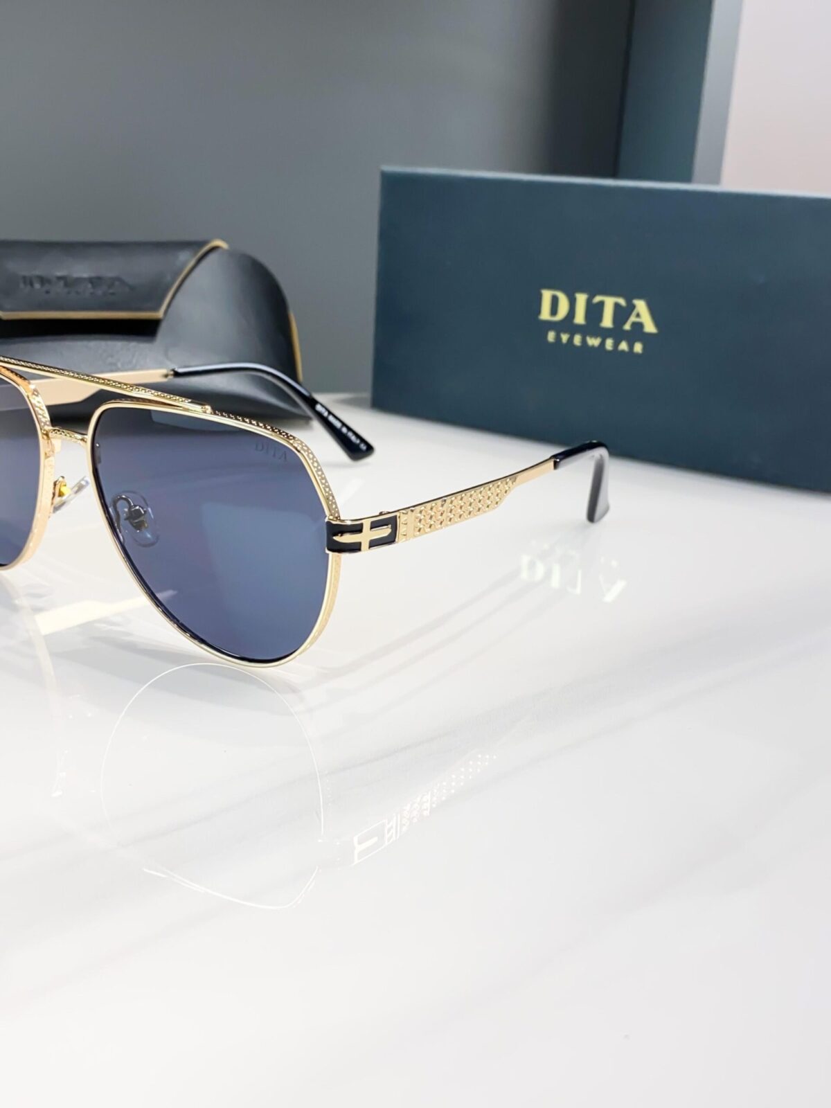 Dita Gold Black - Image 6