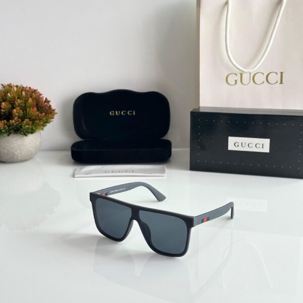 Gucci Black