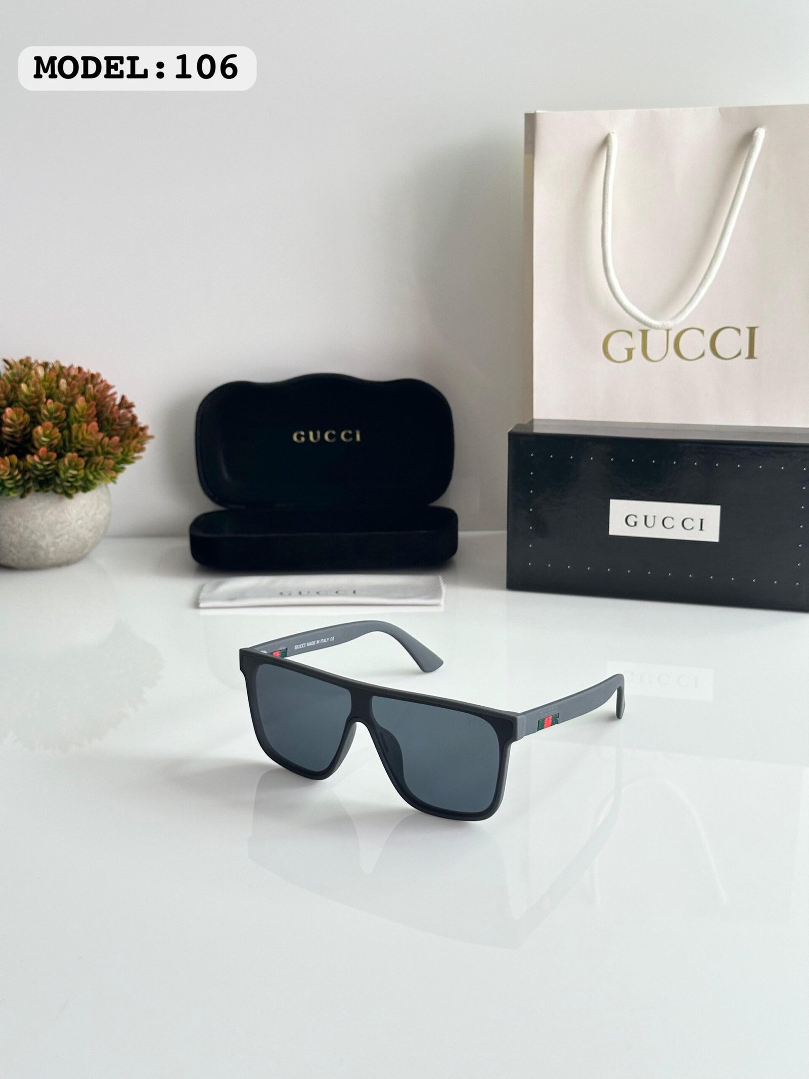 3bed4825-3660-4654-a694-ade3e71bb096-1-scaled-1.jpeg Gucci Black - Image 1