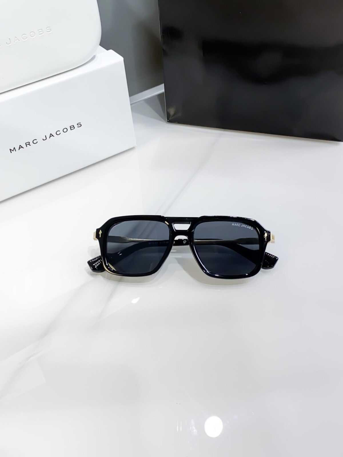 Marc Jacobs - Image 3