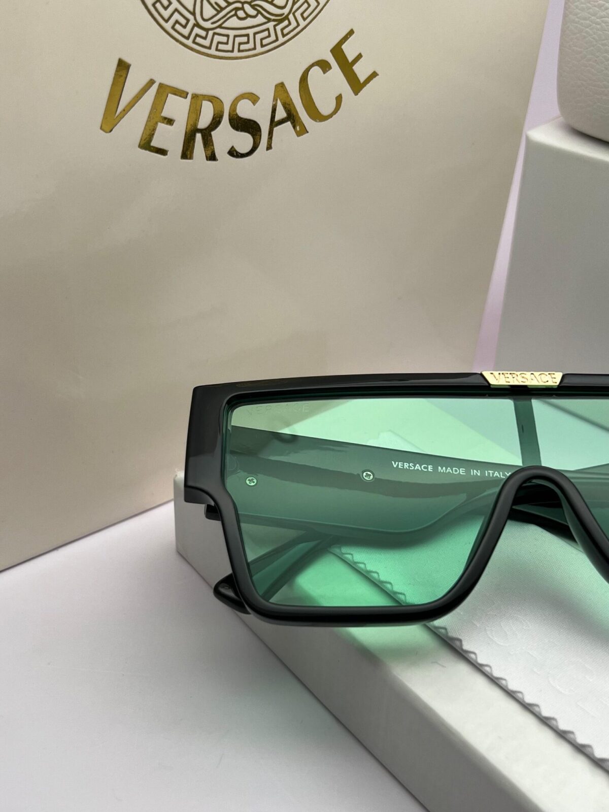 Versace Black Green Candy - Image 3