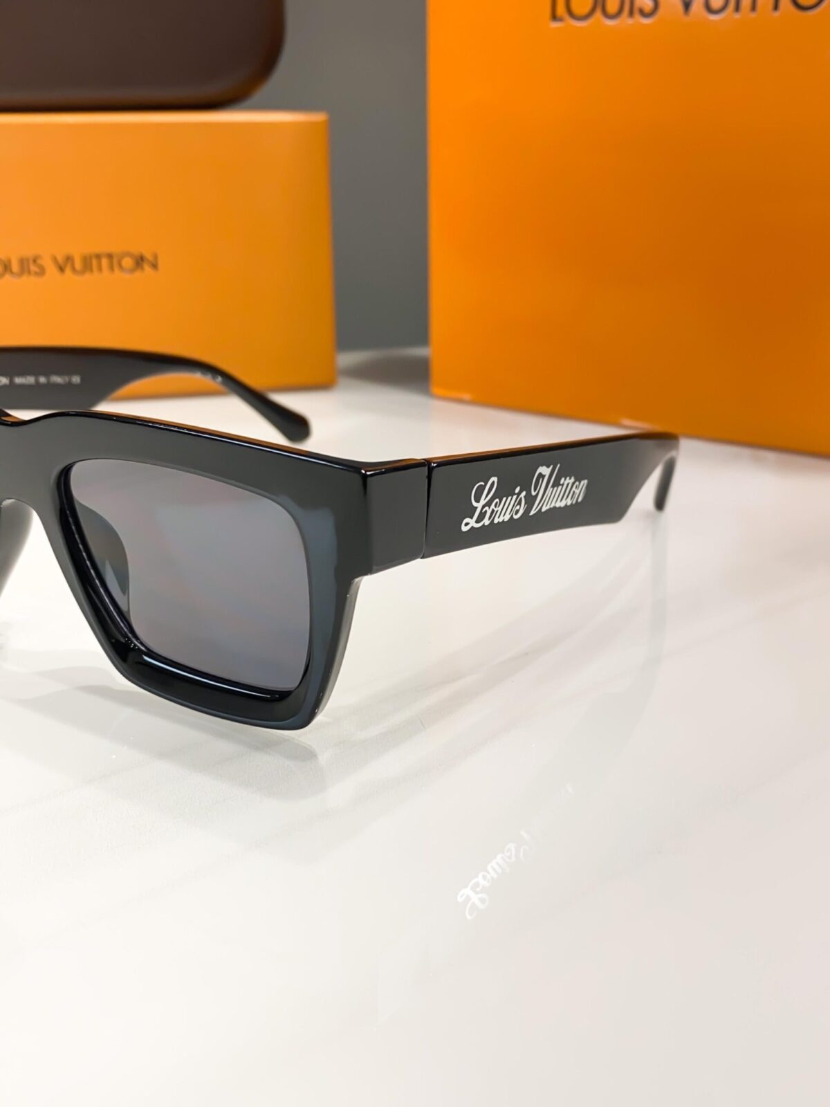 Louis Vuitton - Image 3