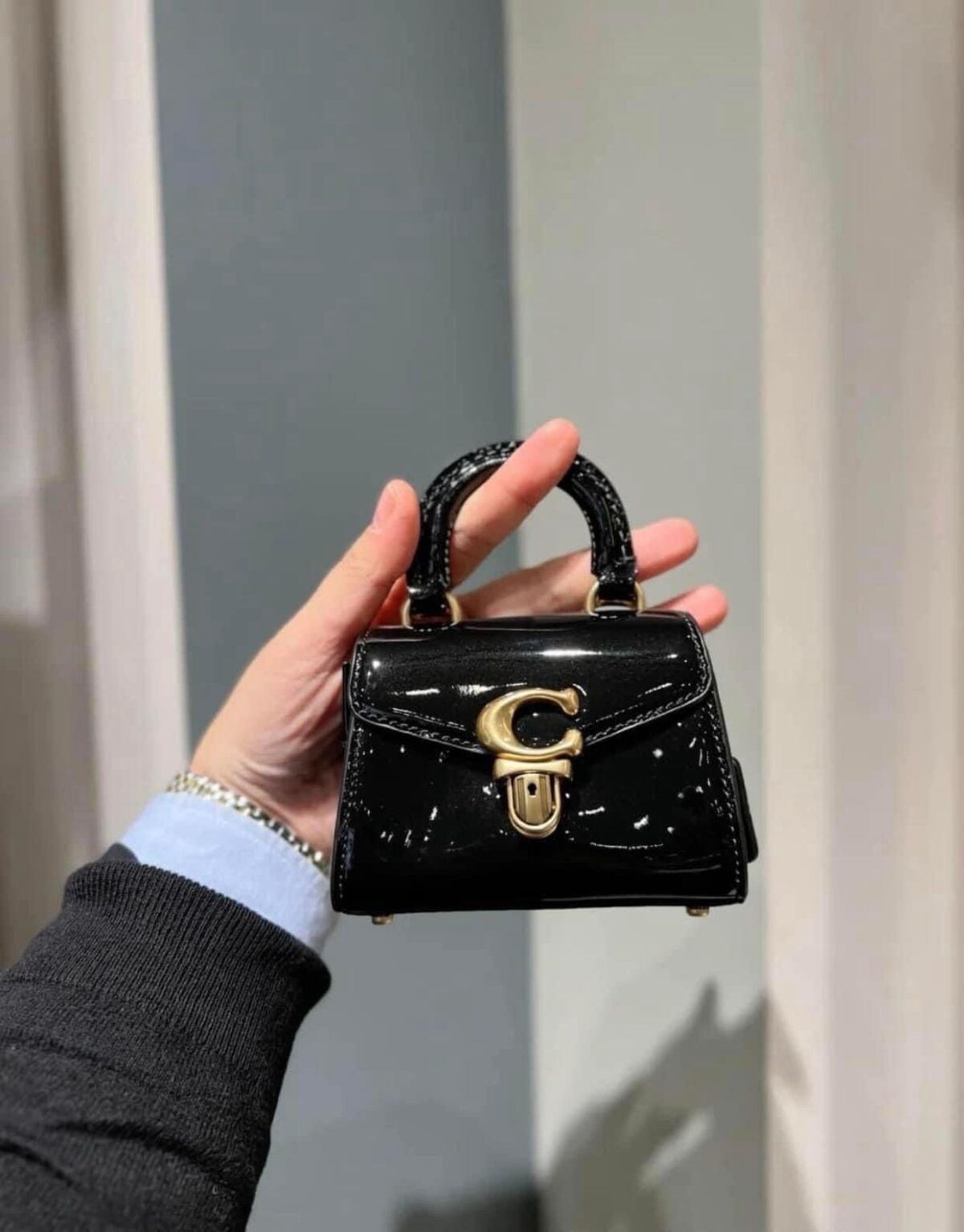 Coach Sammy Top Handle 12 Supermini Bag - Image 3