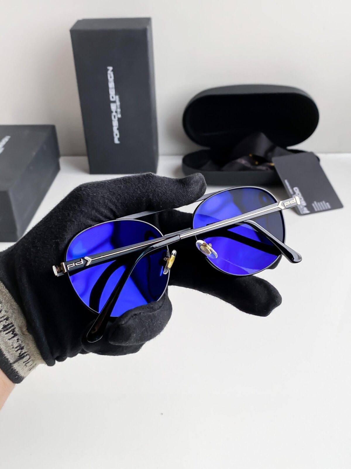 Porsche Black - Image 3