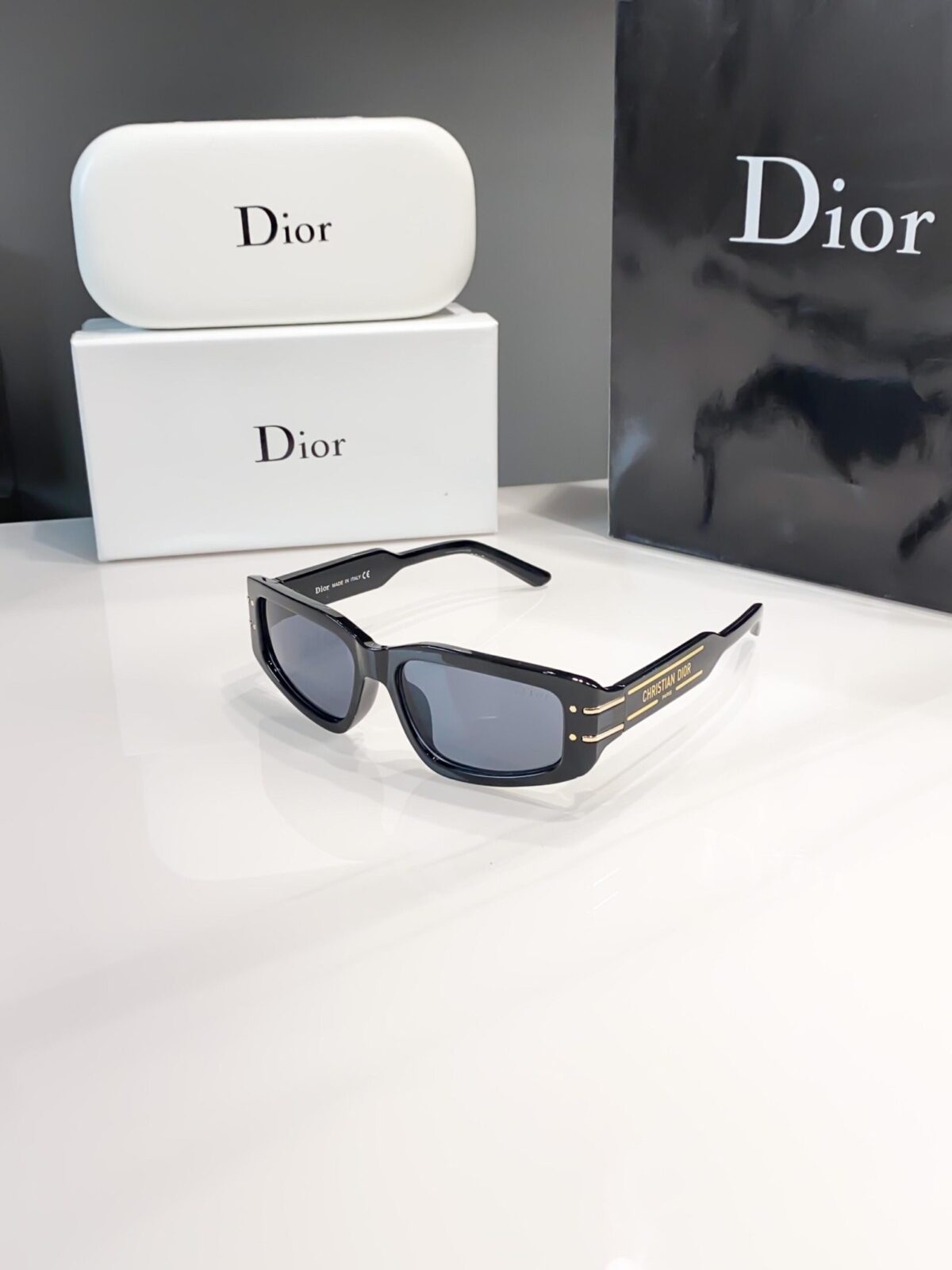 Dior D32 - Image 3