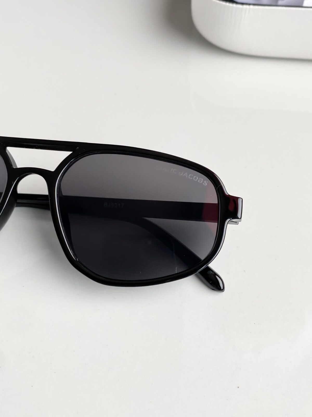 Marc Jacobs - Image 7