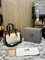 Coach Field Tote Bag With OG & Dust Bag & Shoulder Strap*🤍🍒 - Image 3