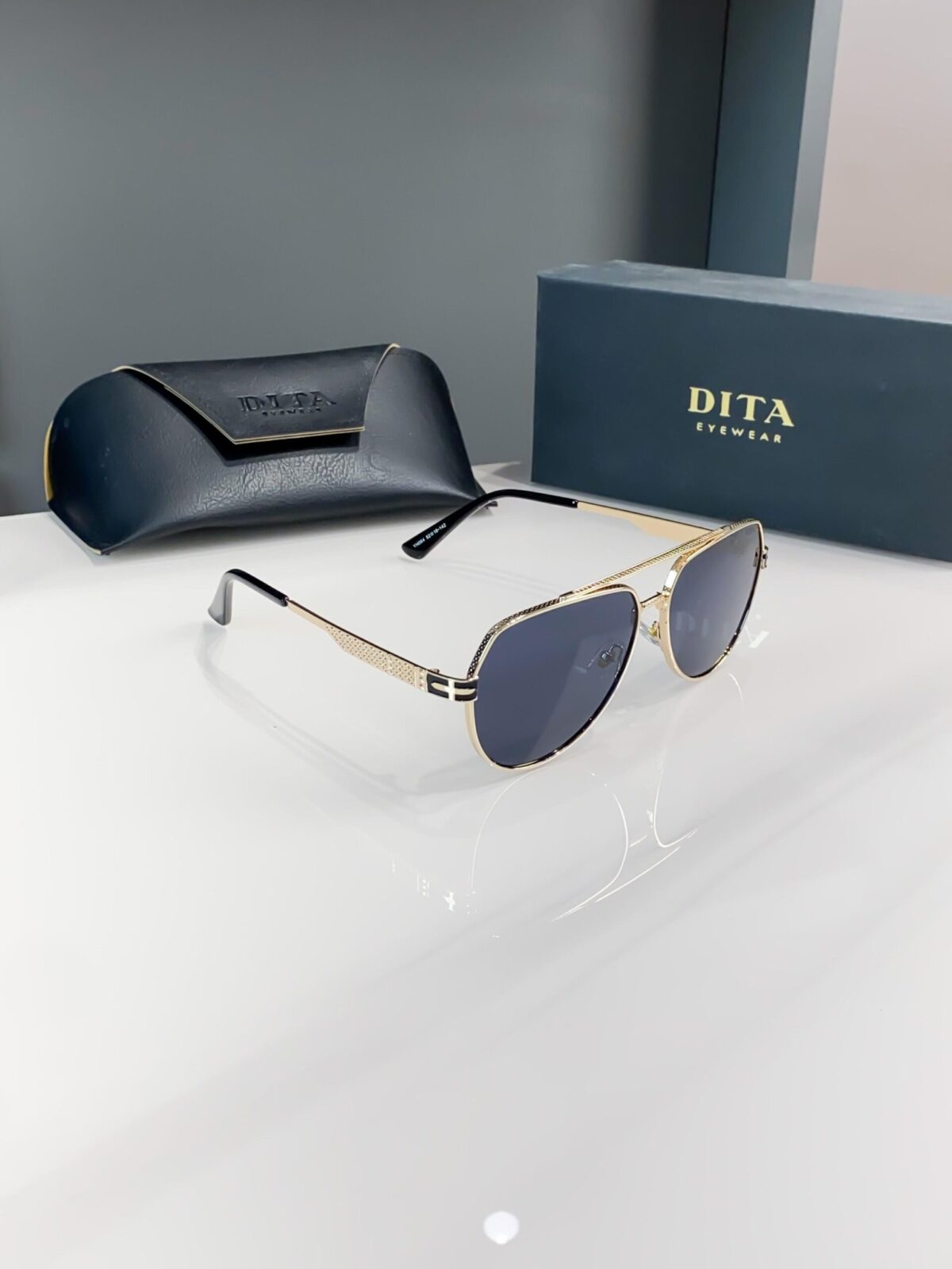 Dita Gold Black - Image 2