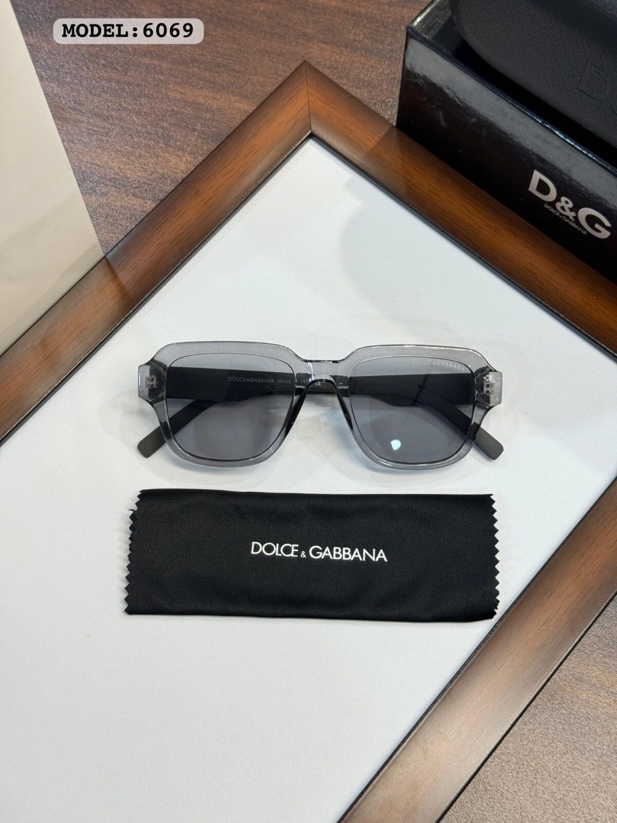 Dolce&Gabbana Grey - Image 3