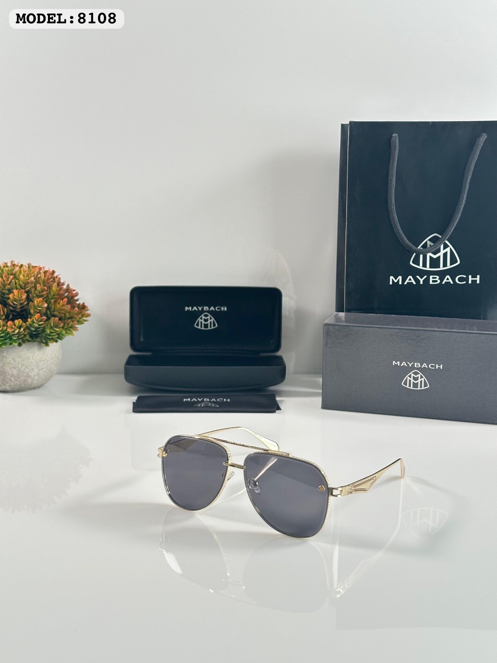 75beb0f2-c7dc-4c18-8496-c6a791e6bd47-scaled-1.jpeg Maybach Gold Black - Image 1