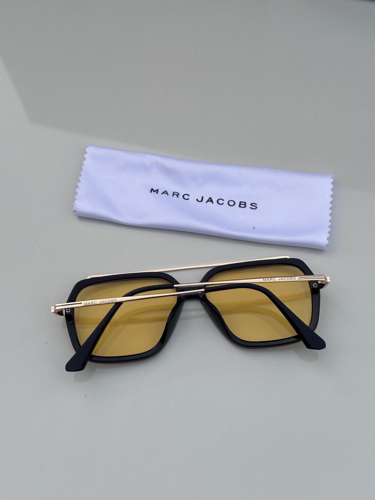 Marc Jacobs - Image 2