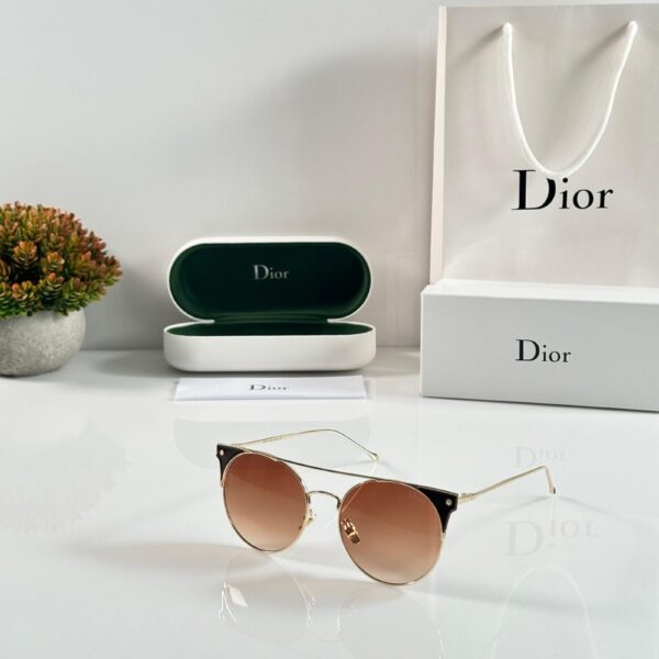 Dior Gold Brown