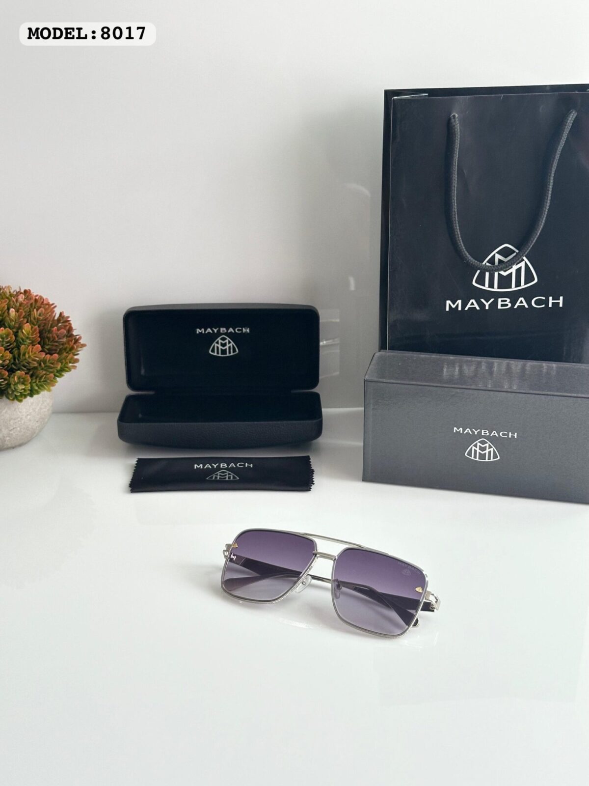 Maybach Silver Black Dc - Image 3