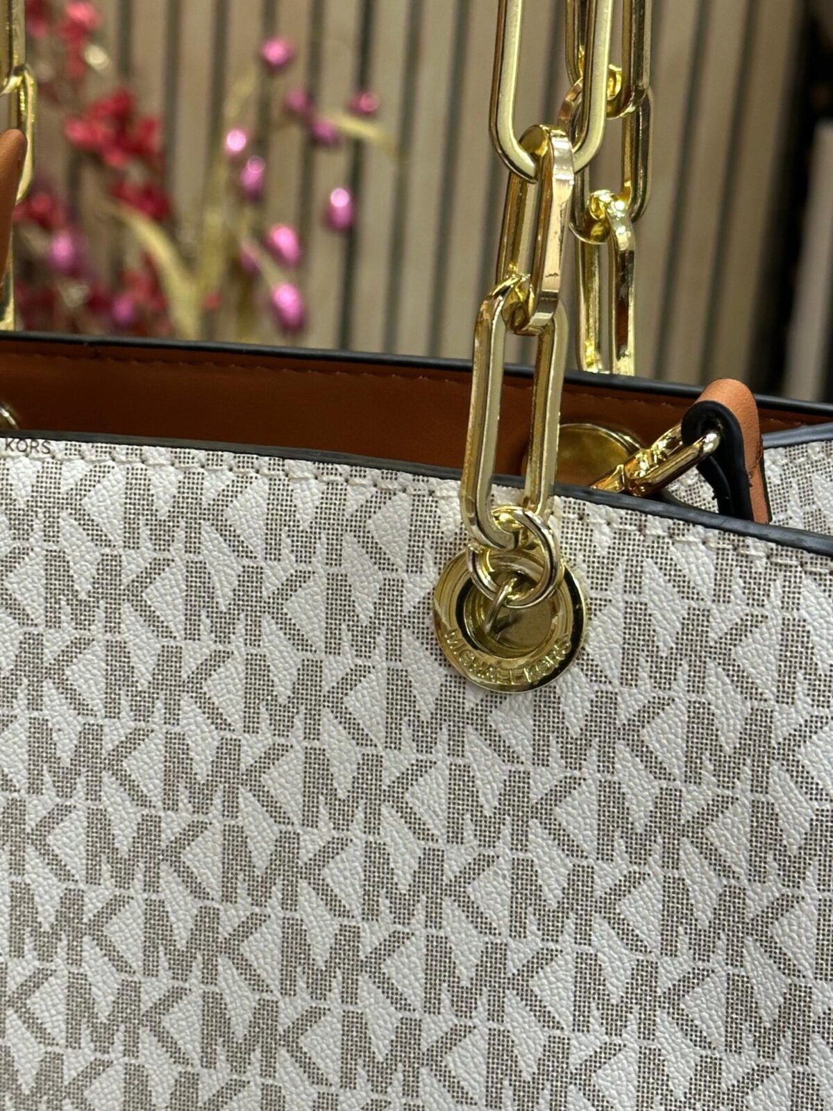MICHAEL KORS ACRON CYNTHIA HANDBAG - Image 6