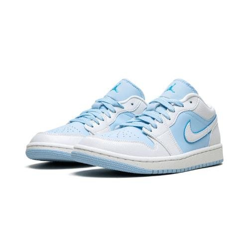 WhatsApp-Image-2024-09-05-at-17.06.13_e6f8c71d.jpg Air Jordan 1 low SE Reverse Ice Blue - Image 1