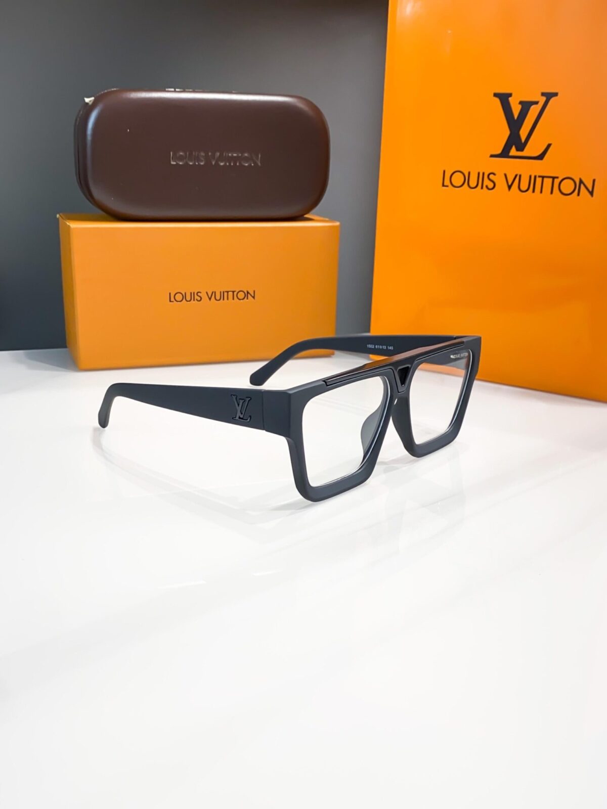 Louis Vuitton Frame - Image 2