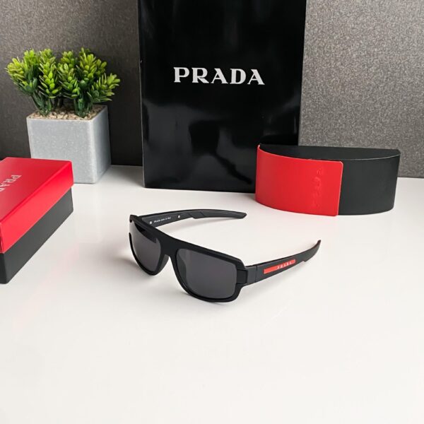 Prada Full Black