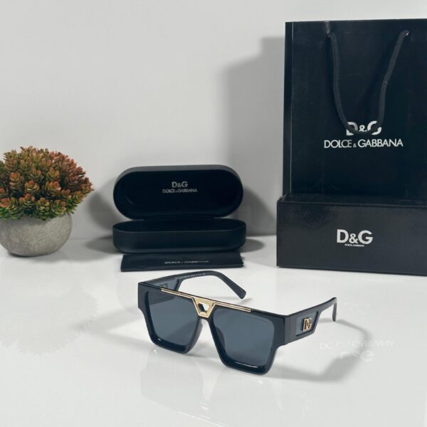 Dolce & Gabbana Gold Black