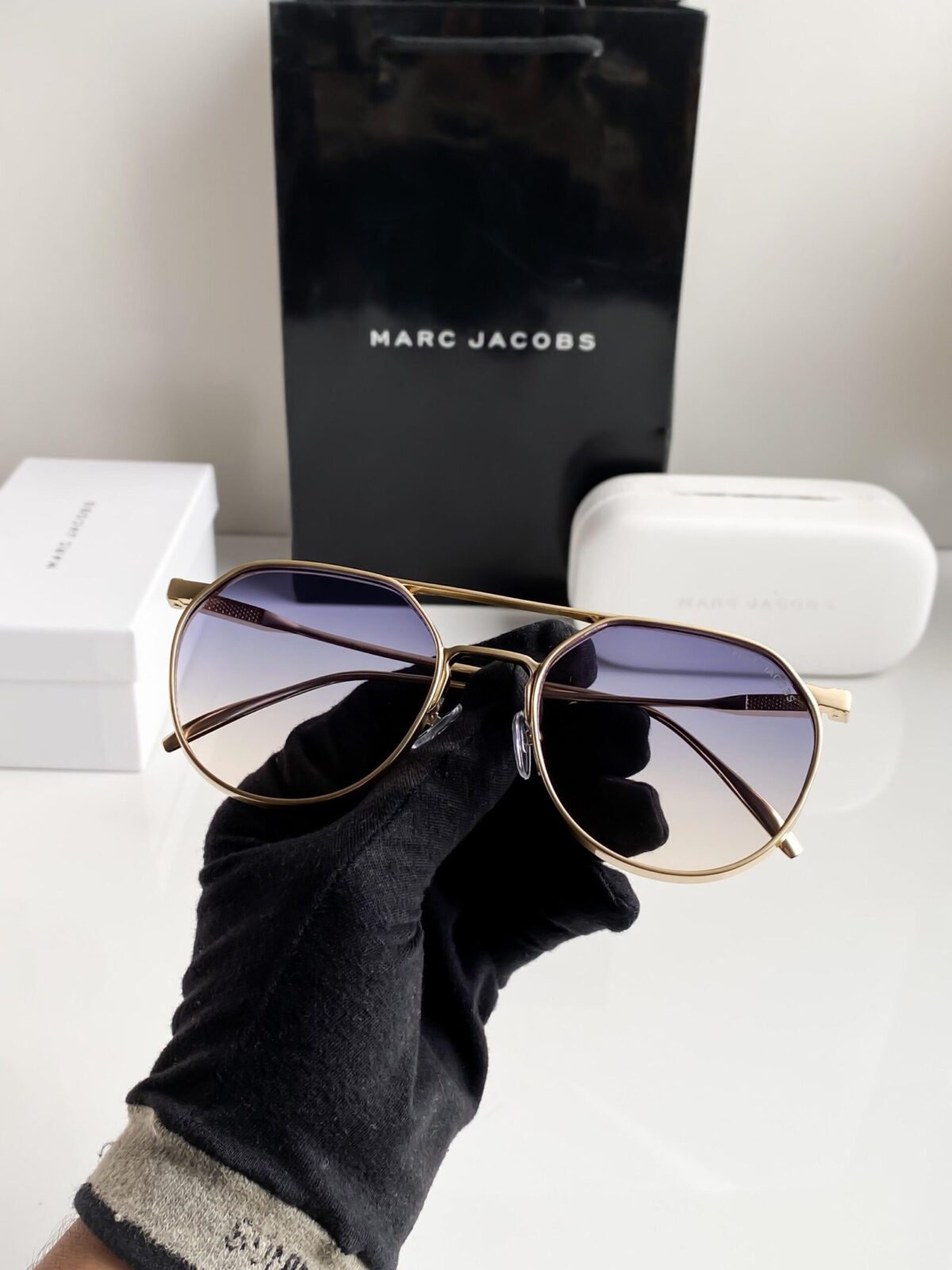 Marc Jacobs - Image 5