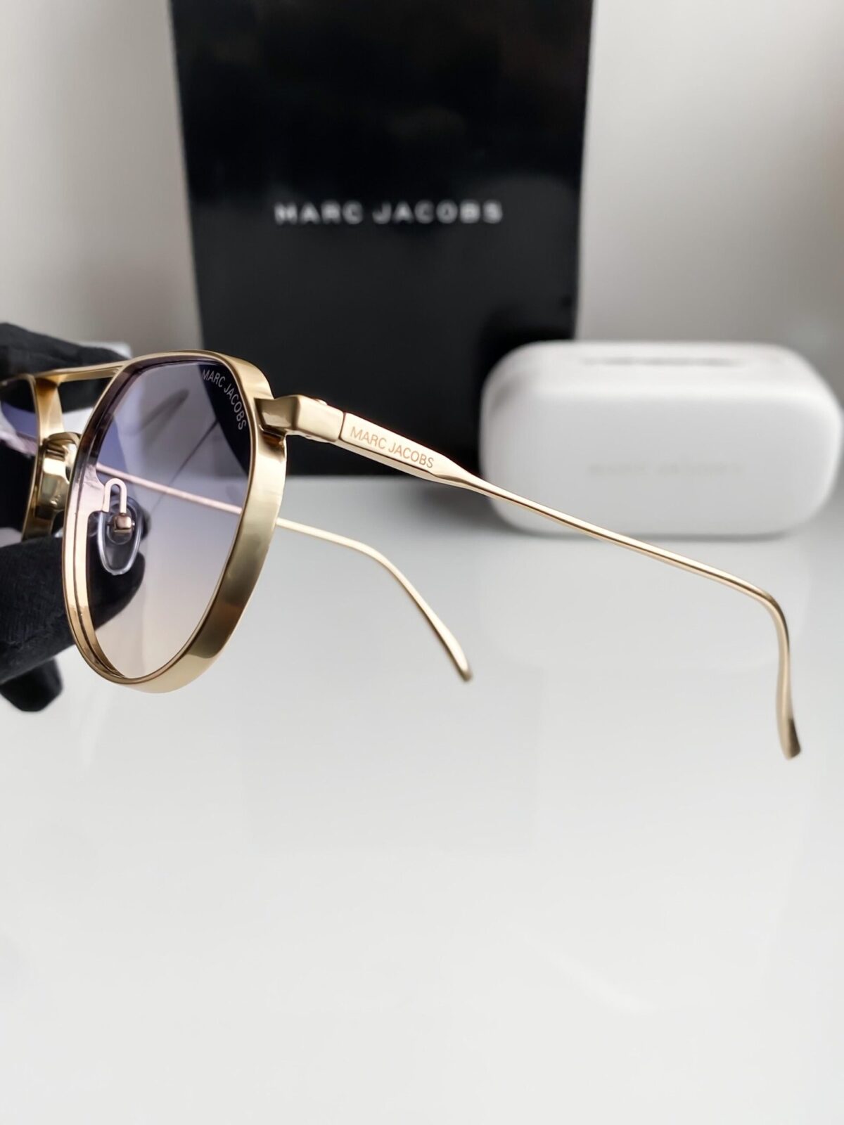 Marc Jacobs - Image 7