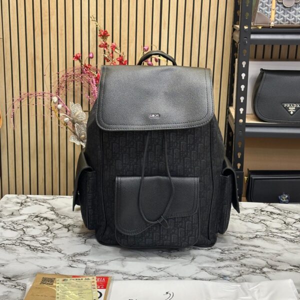 CHRISTIAN DIOR PREMIUM BAGPACK✔️🖤
