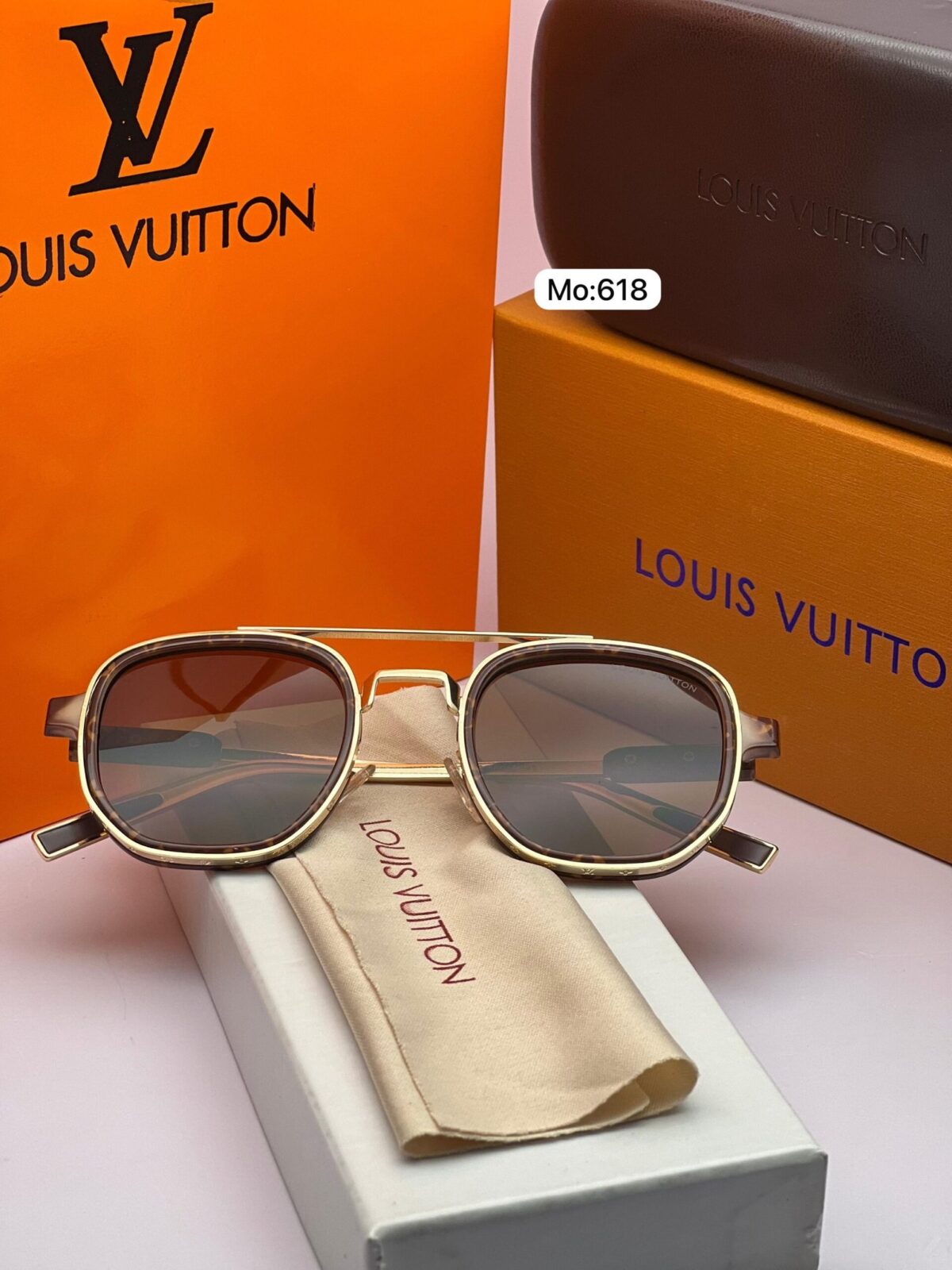Louis Vuitton Brown - Image 2