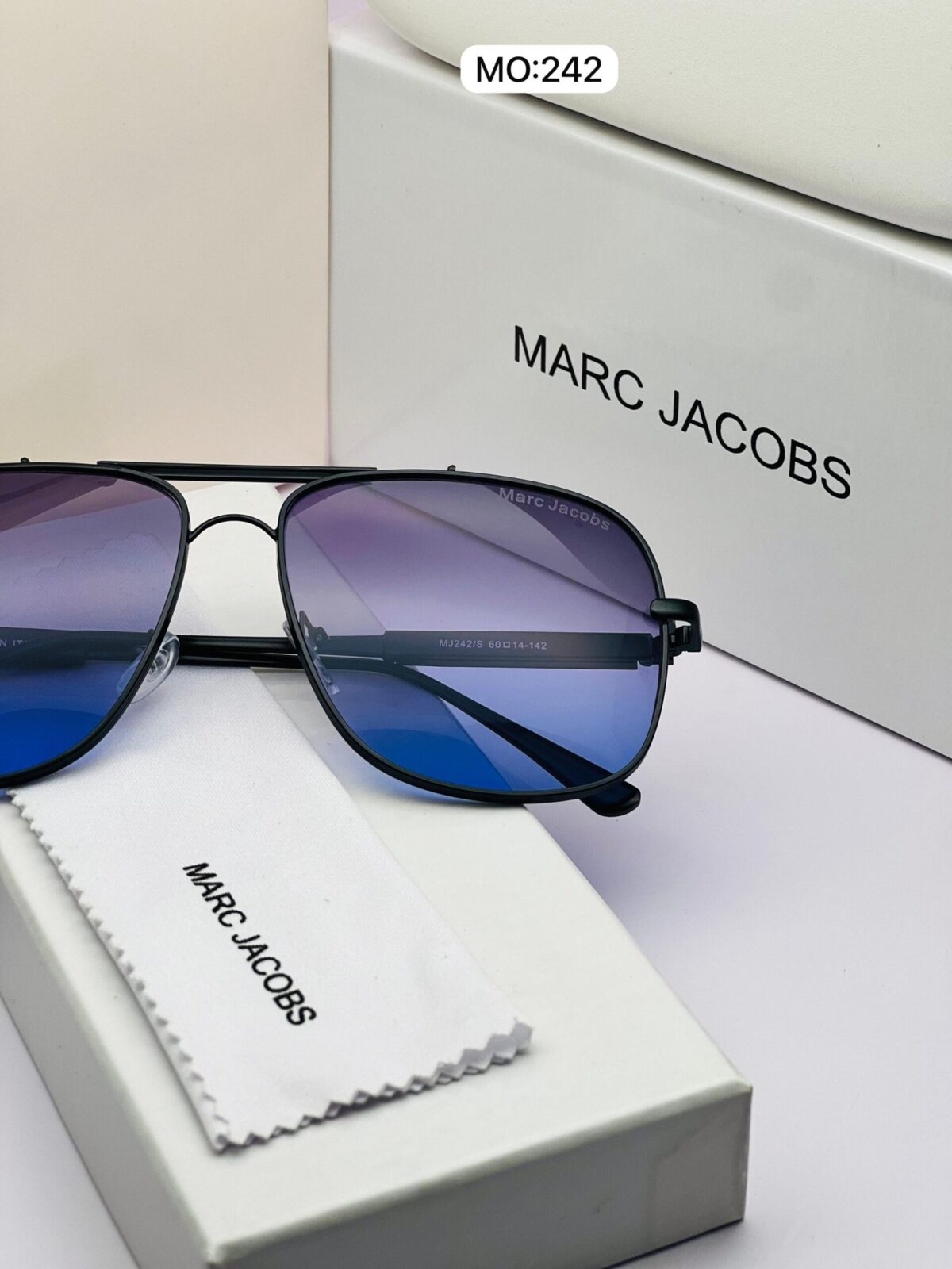 Marc Jacobs Black Blue Shades - Image 3