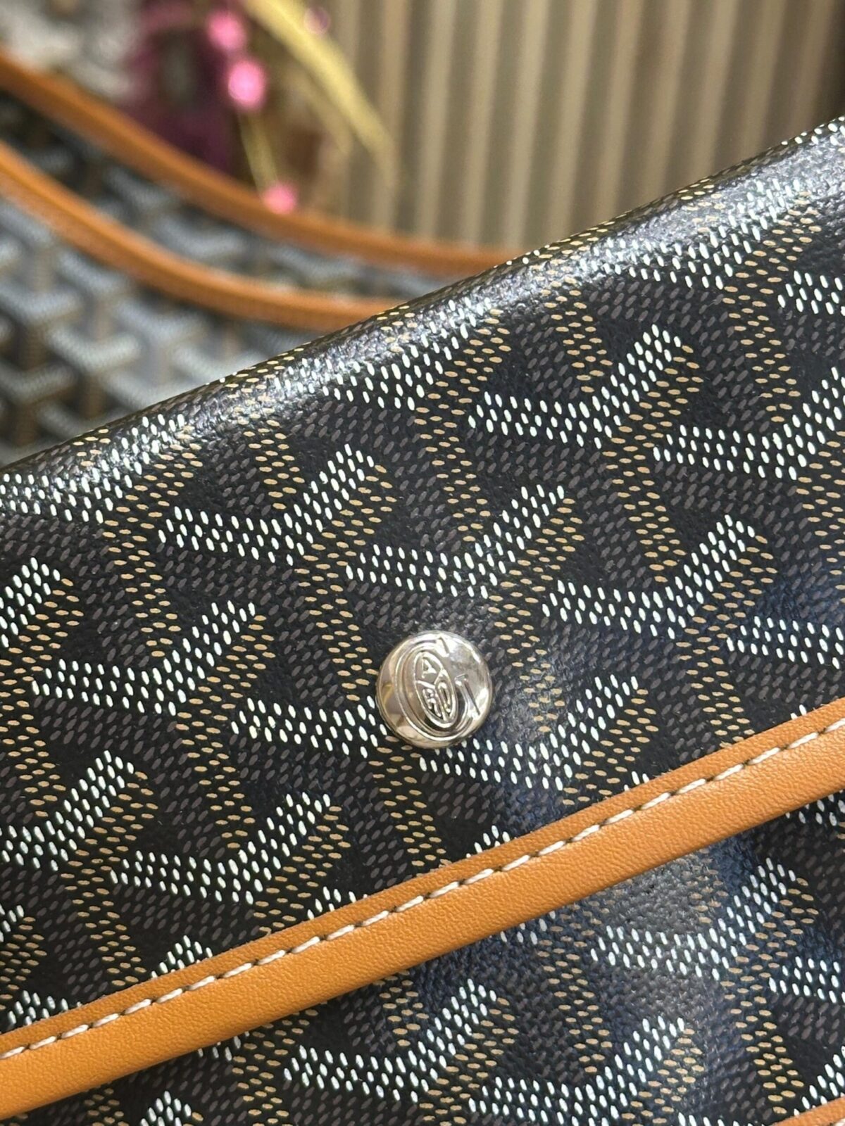 GOYARD BOHEMO HOBO BAG WITH WALLE - Image 7