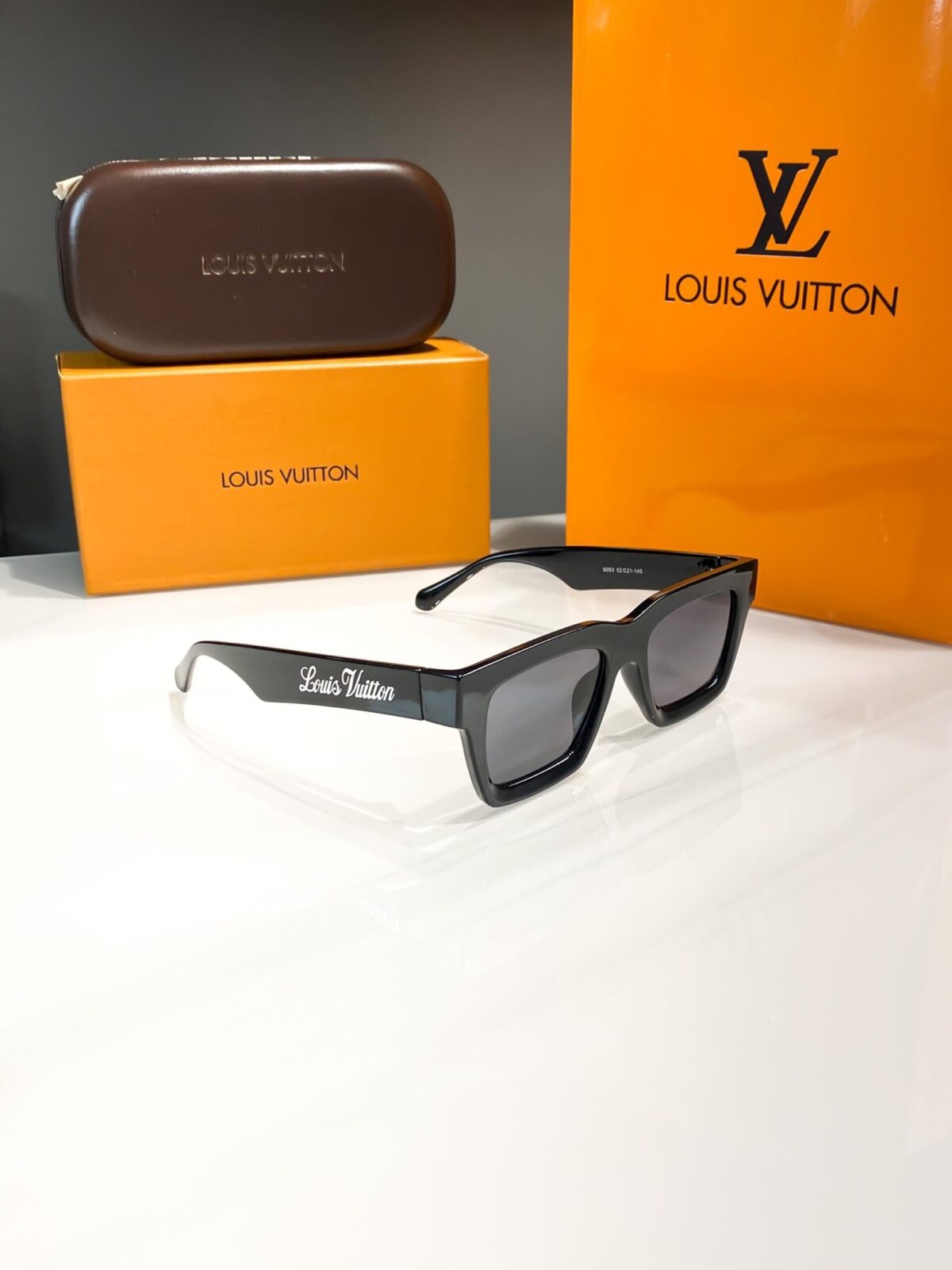 Louis Vuitton - Image 2