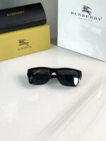 Burberry black gold 69019 - Image 5