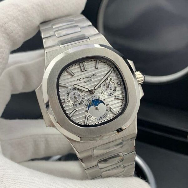 PATEK_PHILIPPE CALENDAR NAUTILUS AUTOMATIC