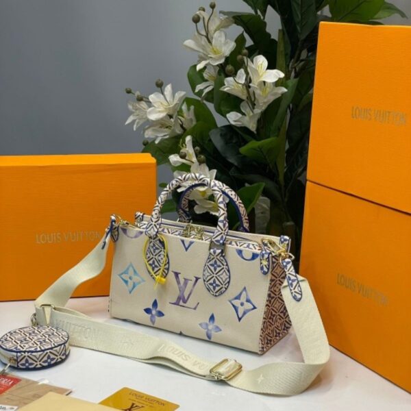 Louis Vuitton OnTheGo East West Pouch