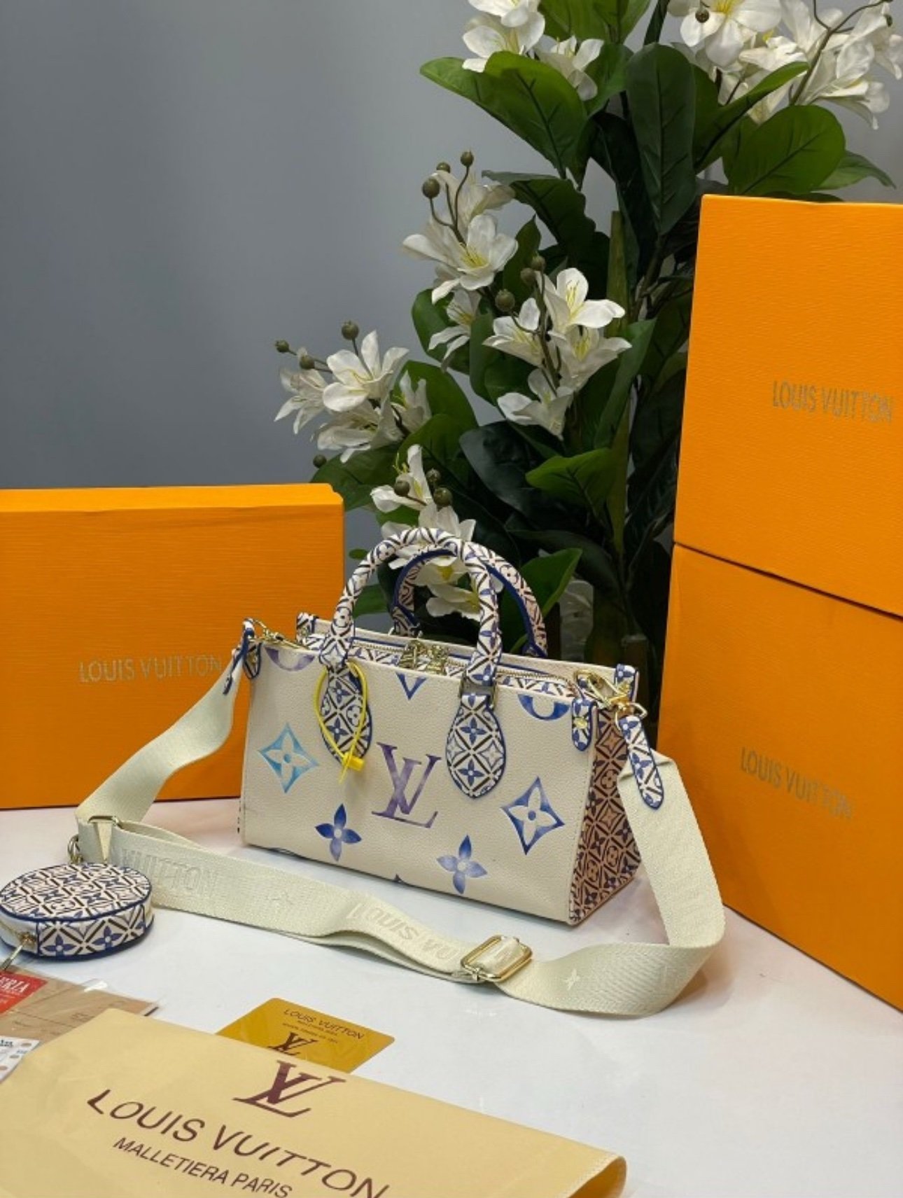 img_5319.jpeg Louis Vuitton OnTheGo East West Pouch - Image 1