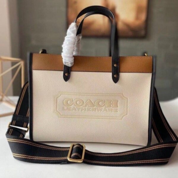 Coach Field Tote Bag With OG & Dust Bag & Shoulder Strap*🤍🍒