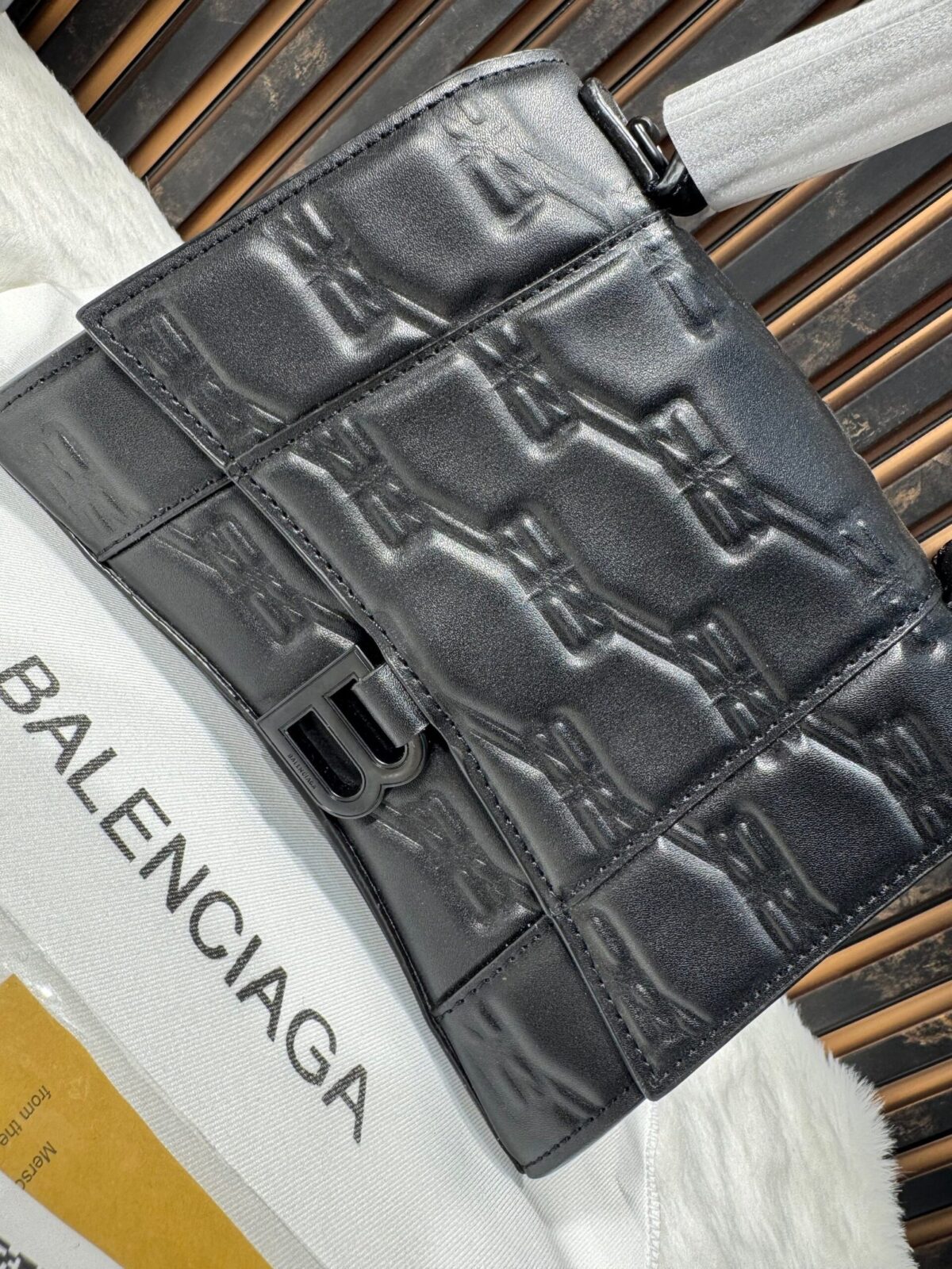 Balenciaga Women's Small Hourglass Top-Handle Bag - Image 3