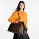 Louis Vuitton Monogram Giant On The Go Tote bag With Og Double Box Premium Imported Quality - Image 2