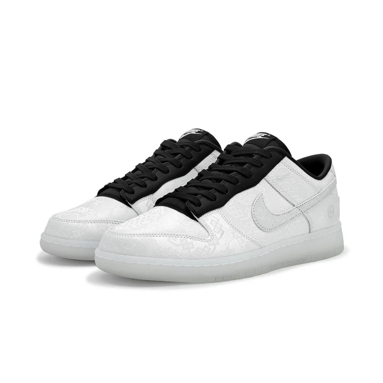 mens-kicks-10.png Nike Dunk Low X Clot X Fragment Design
Black and White - Image 1